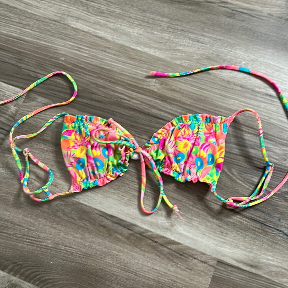 White Fox Boutique swim top